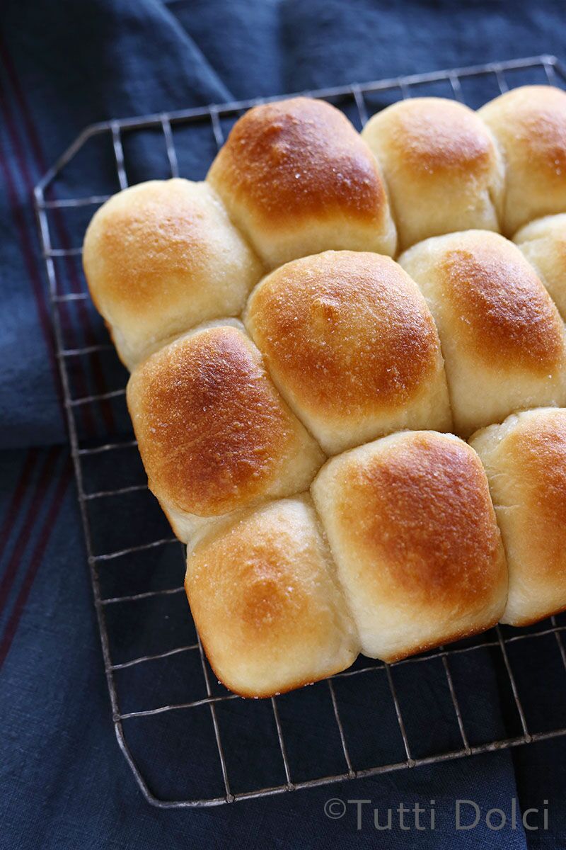 One-Hour Dinner Rolls | Tutti Dolci