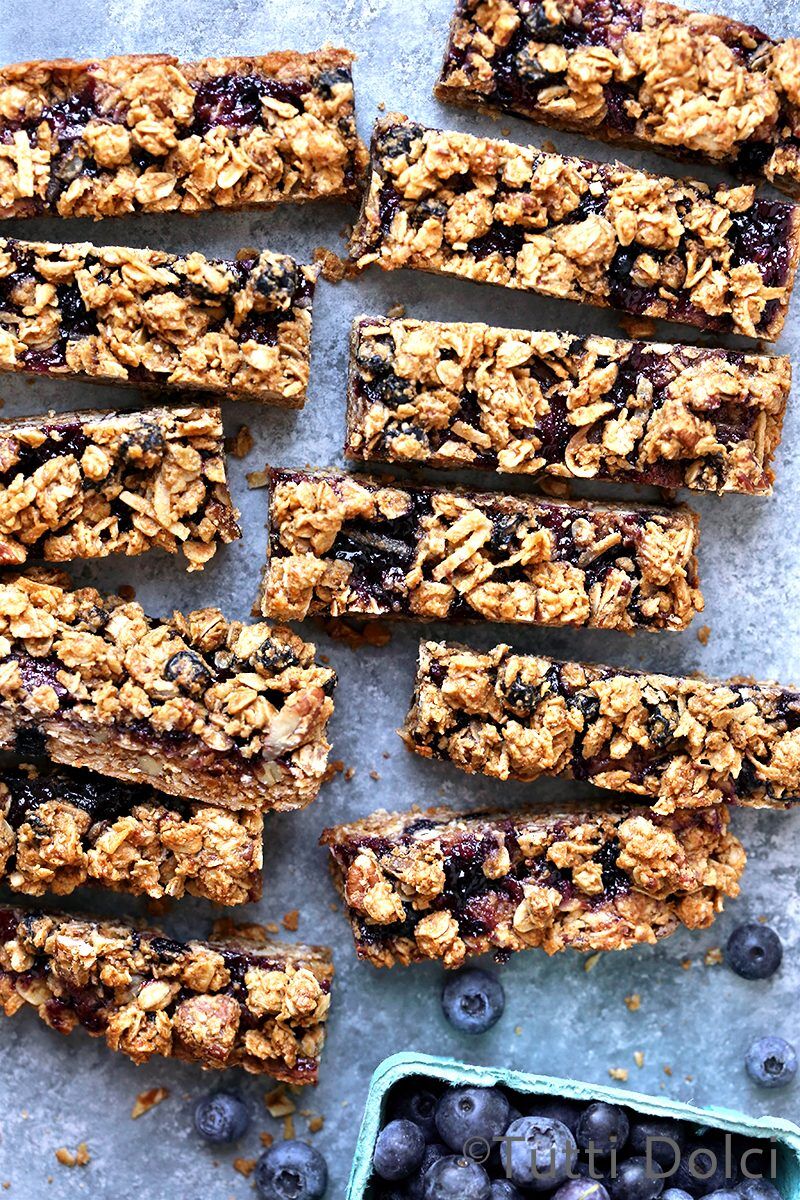 Homemade Blueberry Granola Bars
