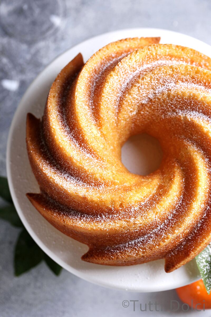 Citrus Champagne Bundt Cake