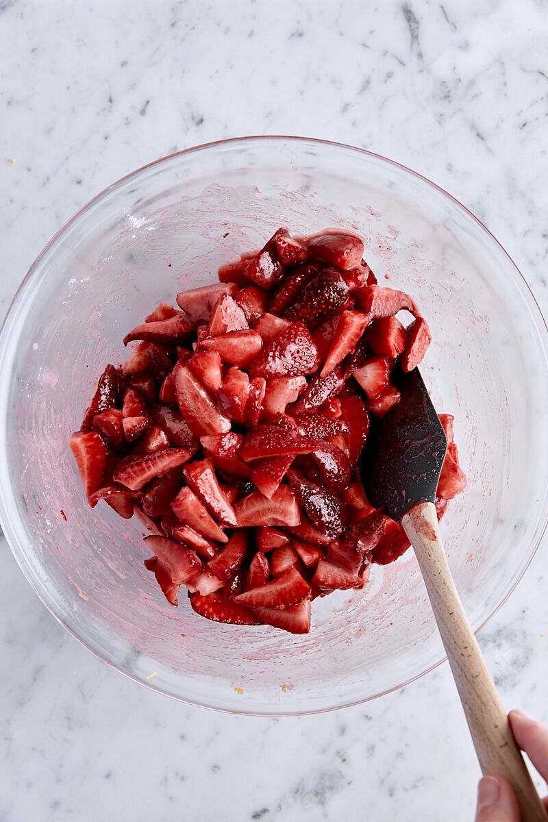 Mixed strawberry filling in glass bowl