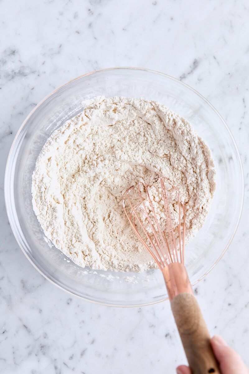 Dry ingredients whisked together in glass bowl