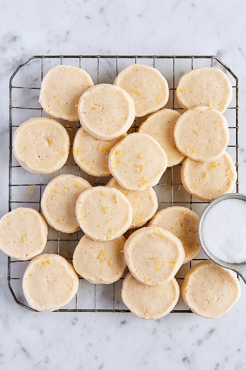Baked shortbread cookies on wire cooling rack