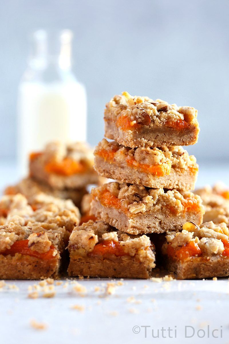Apricot Crumb Bars