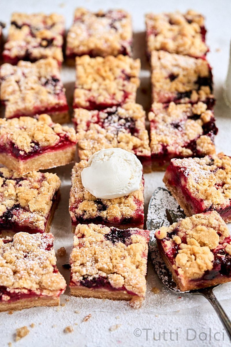 Triple Berry Crumb Bars