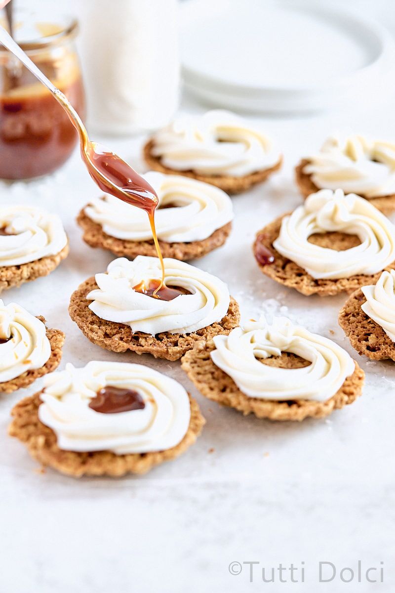 Caramel Pecan Oatmeal Creme Pies