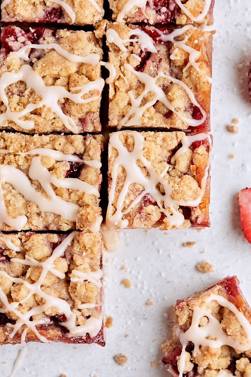 Brown Butter Strawberry Crumb Bars