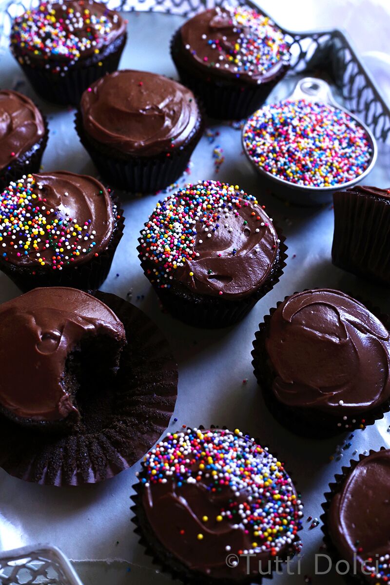 Easiest Chocolate Cupcakes | Tutti Dolci