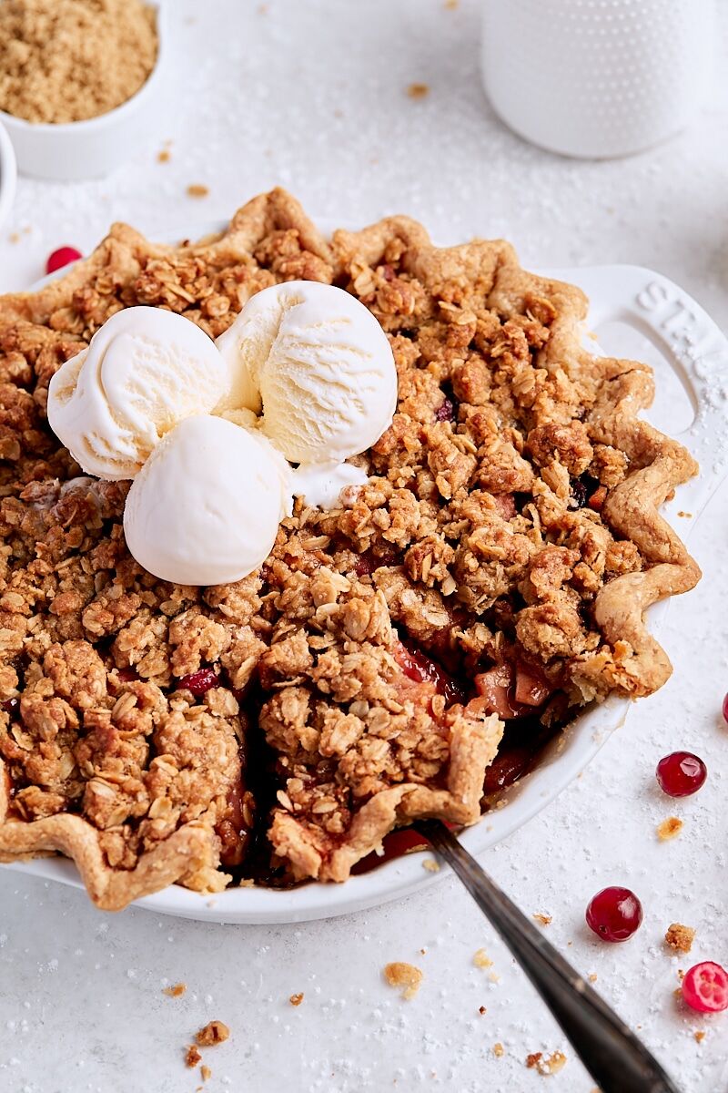 Apple Cranberry Crumble Pie