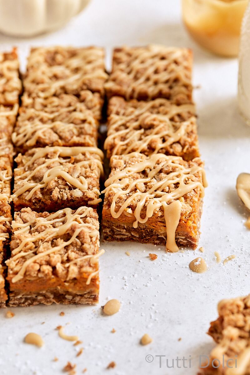Pumpkin Pie Crumble Bars