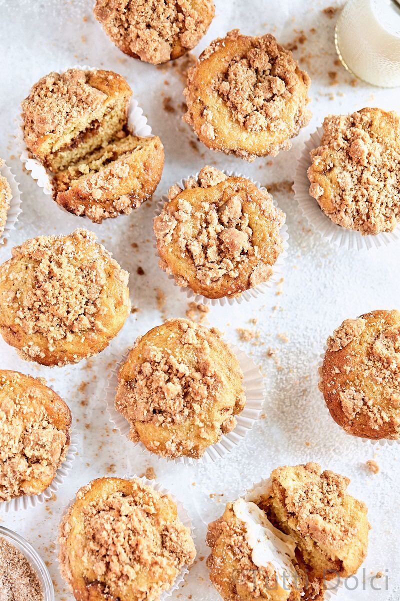 Snickerdoodle Crumb Muffins