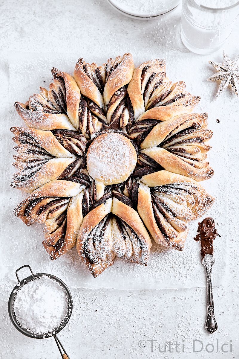 Chocolate Hazelnut Star Bread