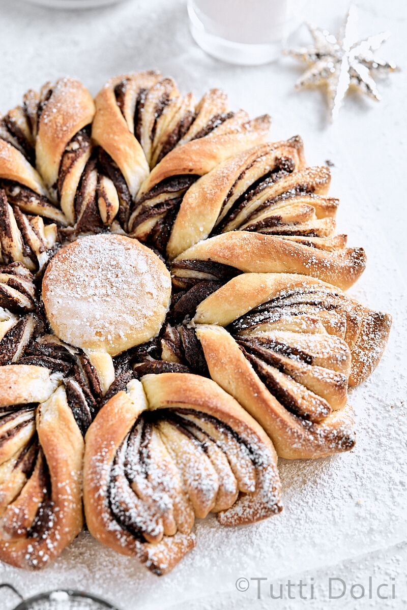 Chocolate Hazelnut Star Bread