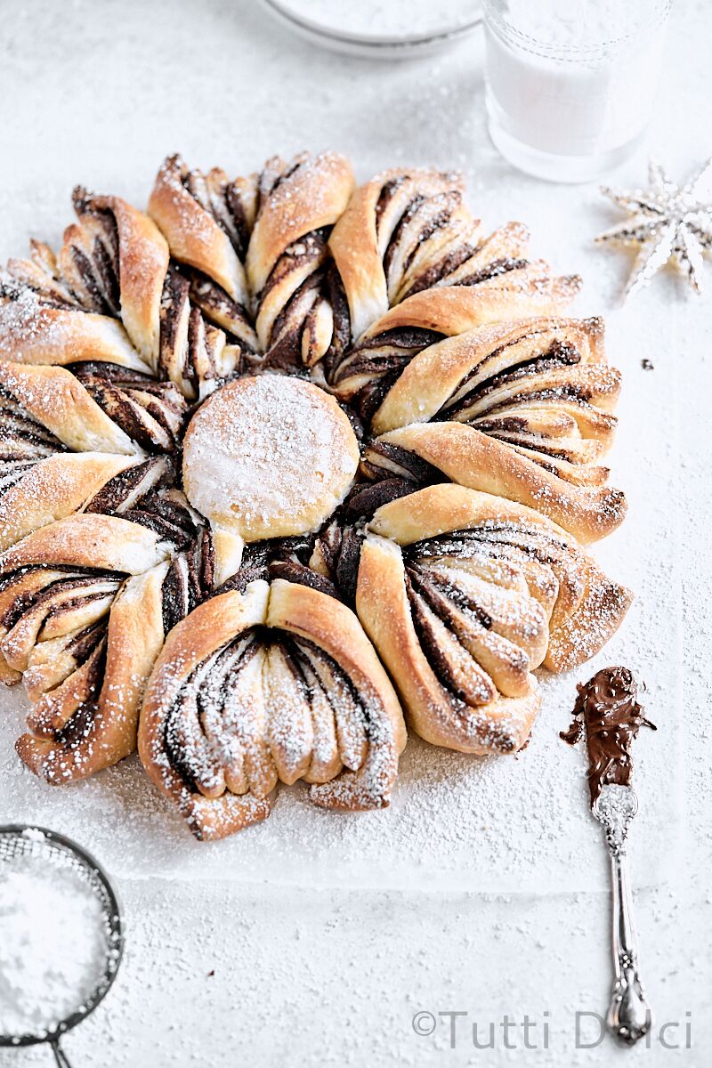 Chocolate Hazelnut Star Bread