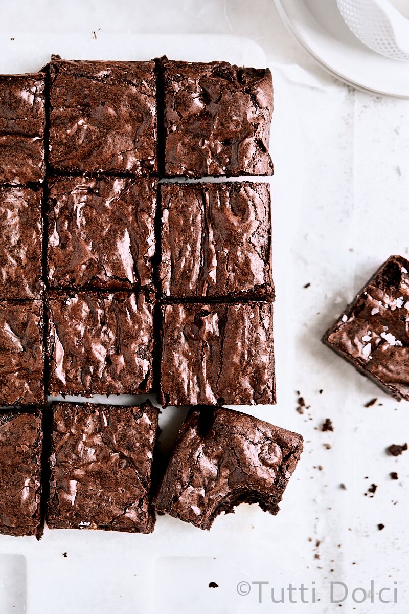 Ultimate Crinkle Brownies