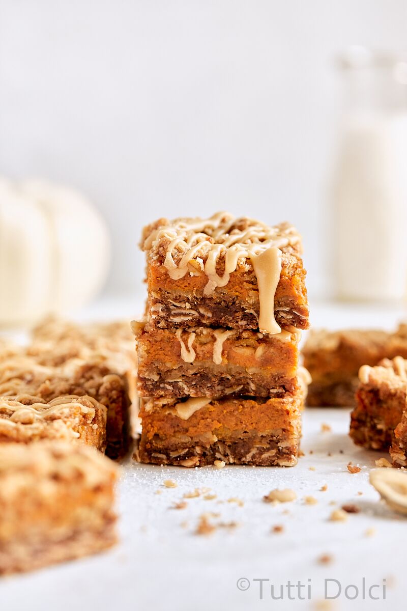 Pumpkin Pie Crumble Bars