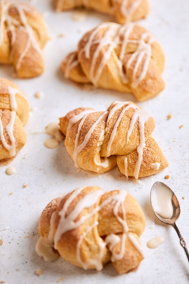 Easy Cinnamon Sugar Knots