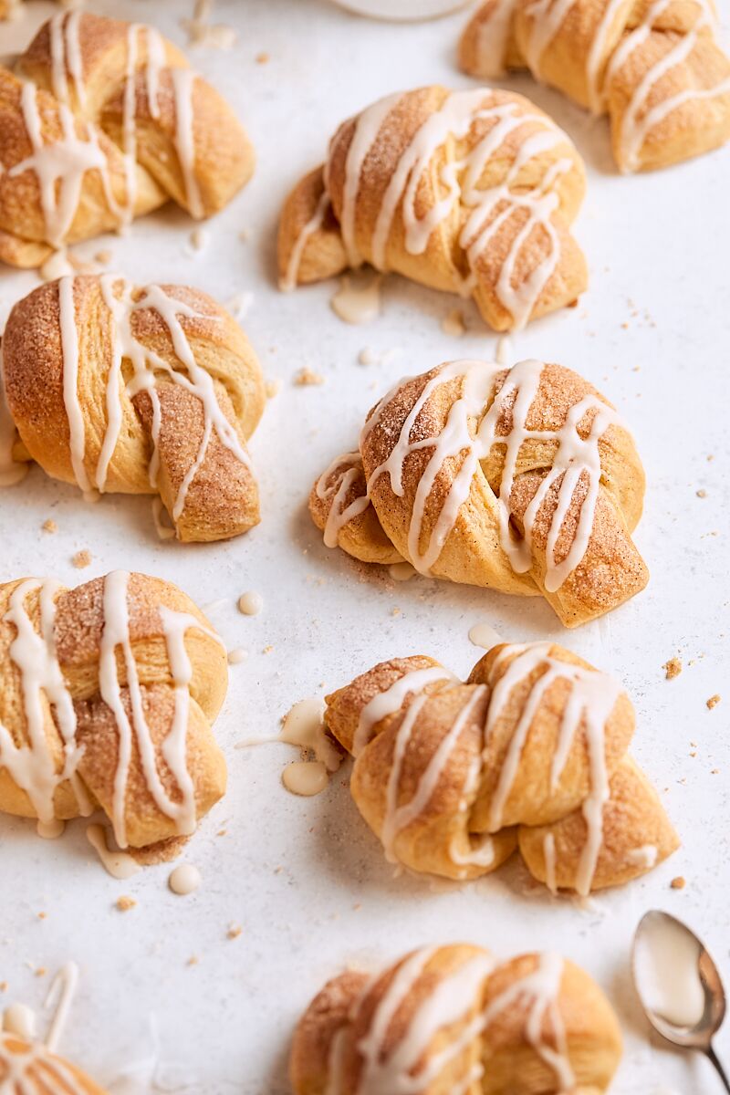 Easy Cinnamon Sugar Knots