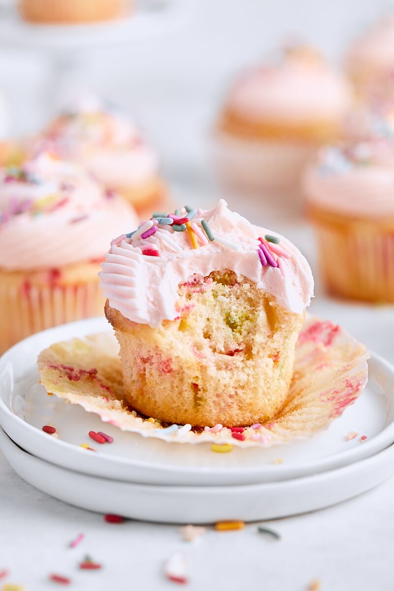 Homemade Funfetti Cupcakes