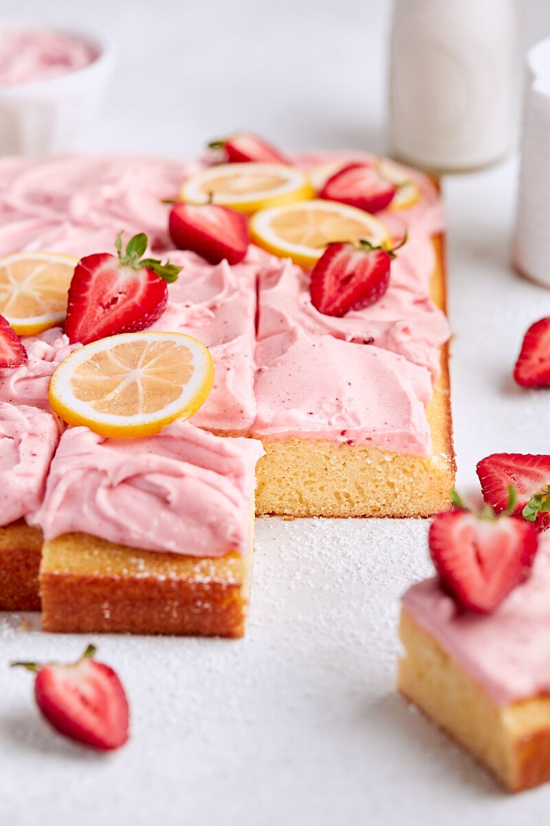 Strawberry Lemon Sheet Cake