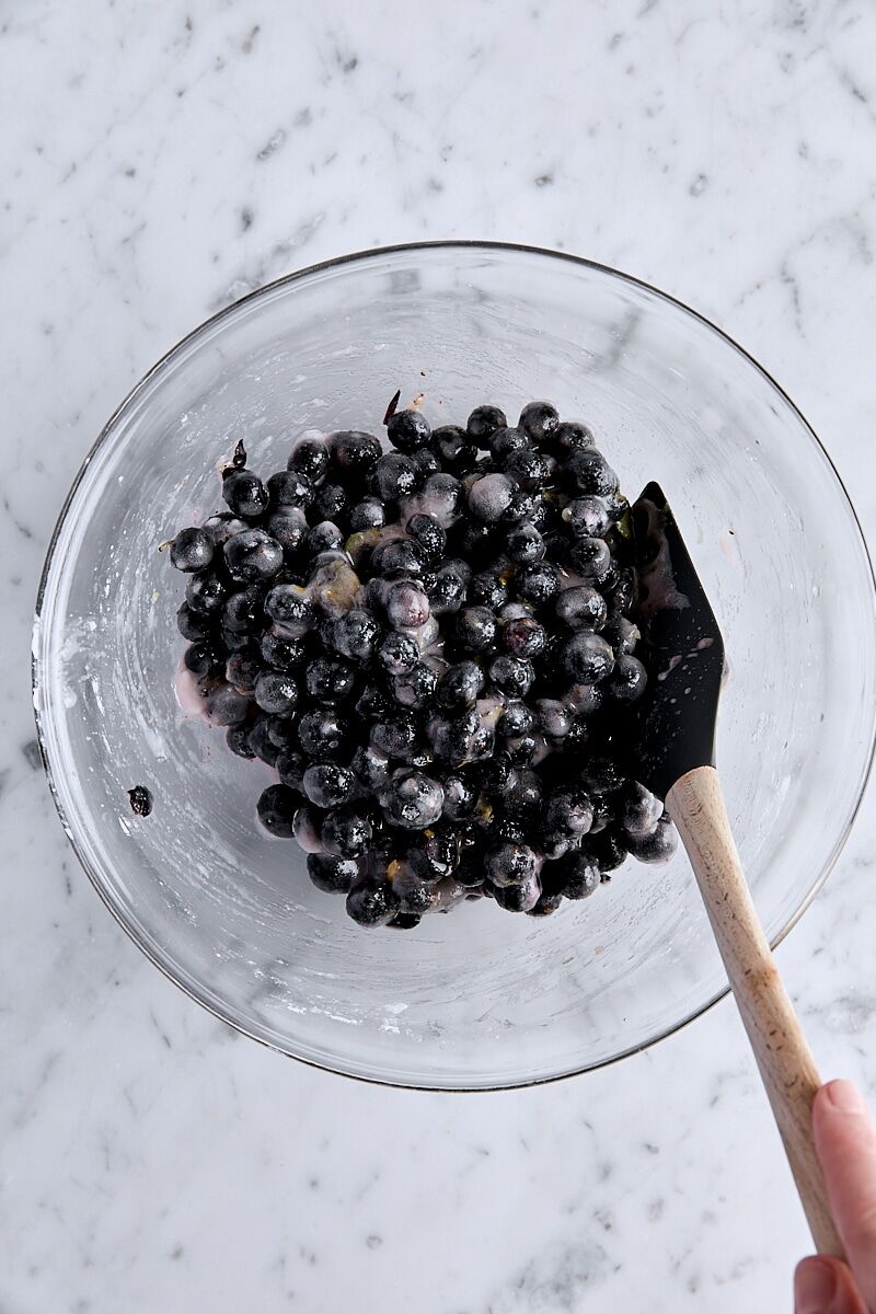 Mixed blueberry filling in glass bowl