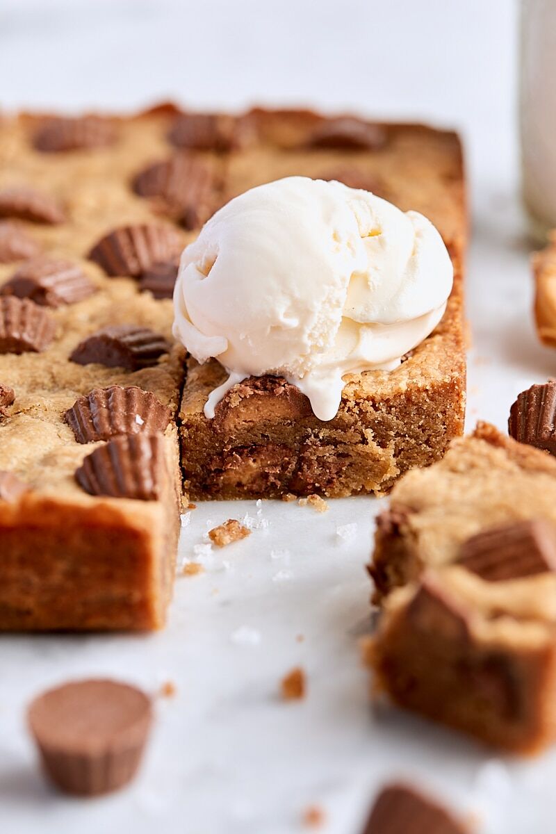Peanut Butter Cup Blondies