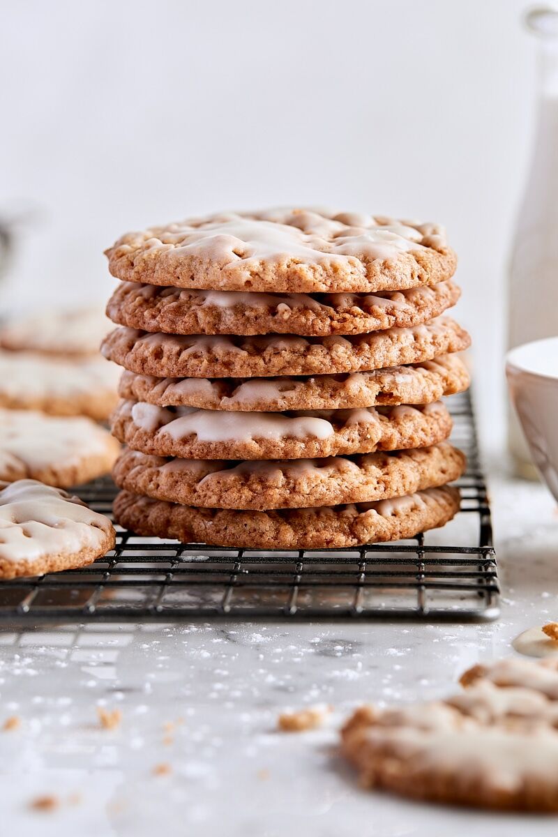 Iced Oatmeal Cookies
