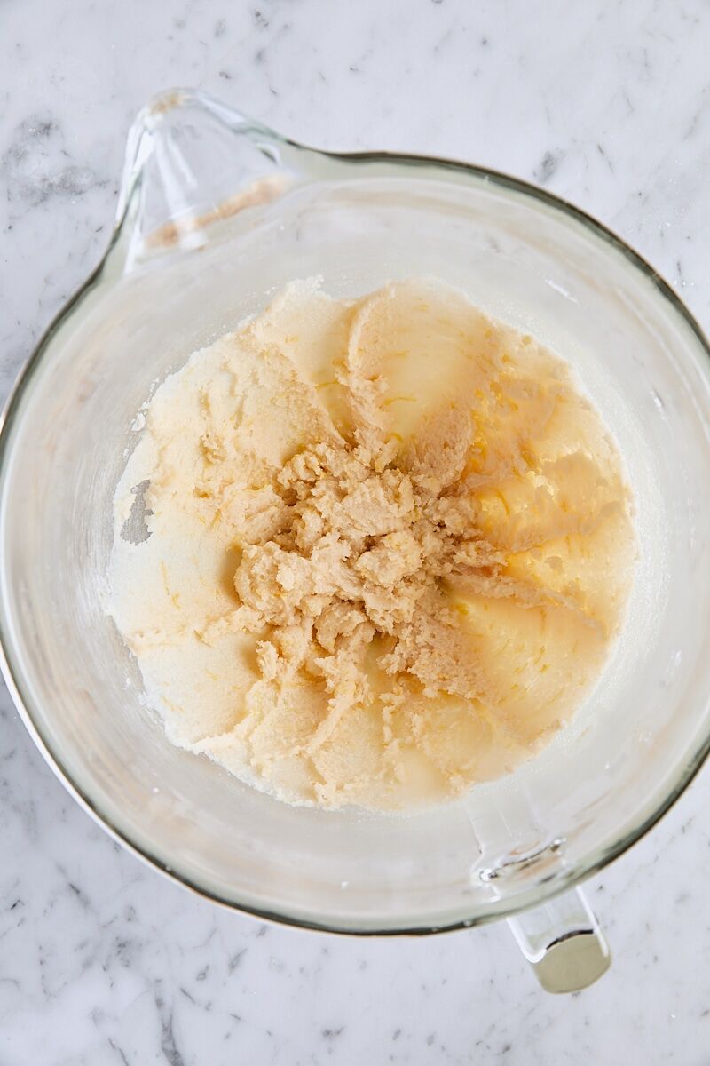 Lemon zest and vanilla combined with butter-sugar mixture