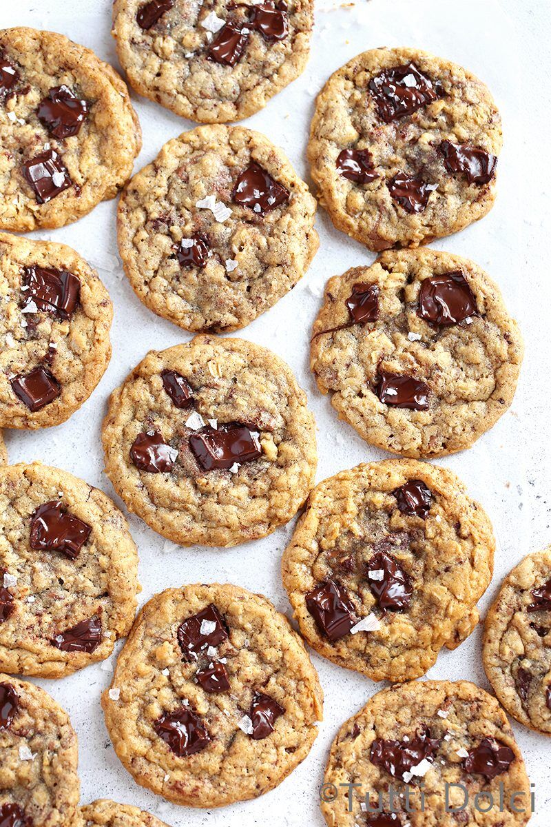 Oatmeal Chocolate Chunk Cookies