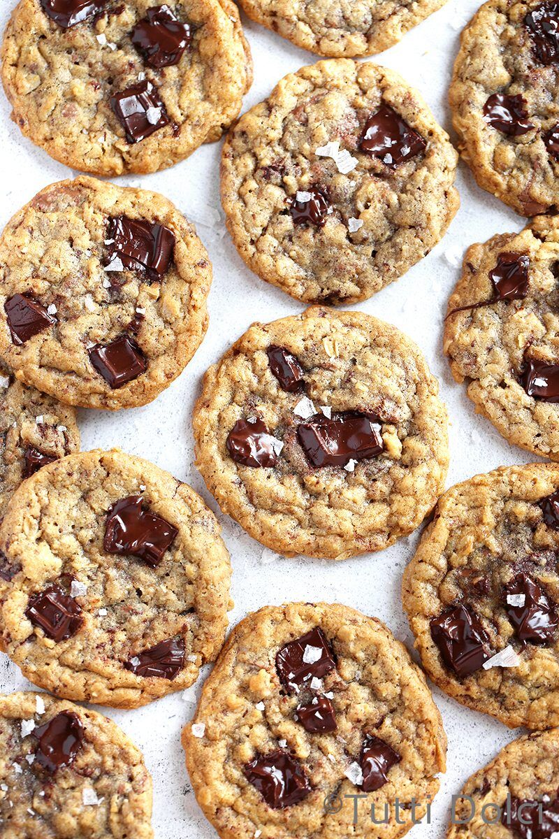 Oatmeal Chocolate Chunk Cookies