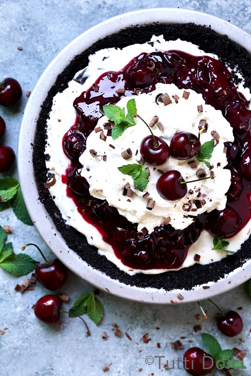Chocolate Cherry Ice Cream Pie