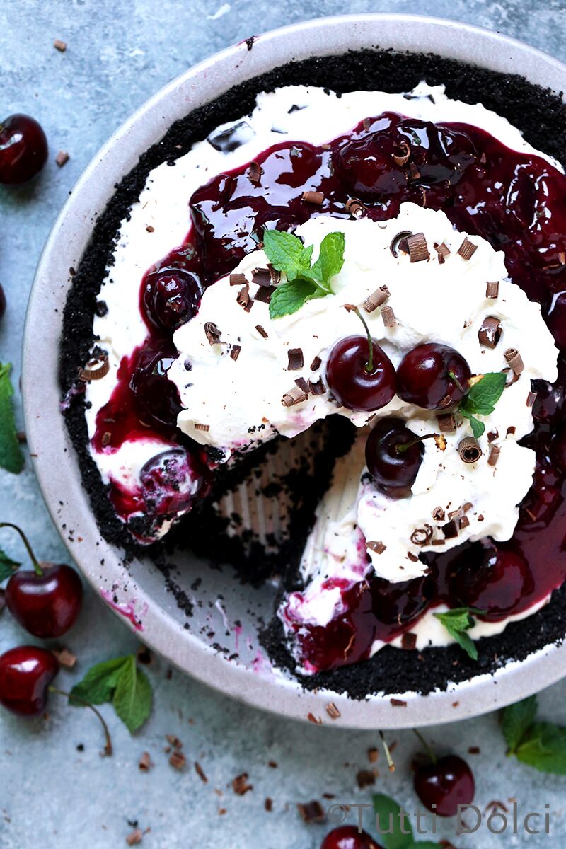 Chocolate Cherry Ice Cream Pie