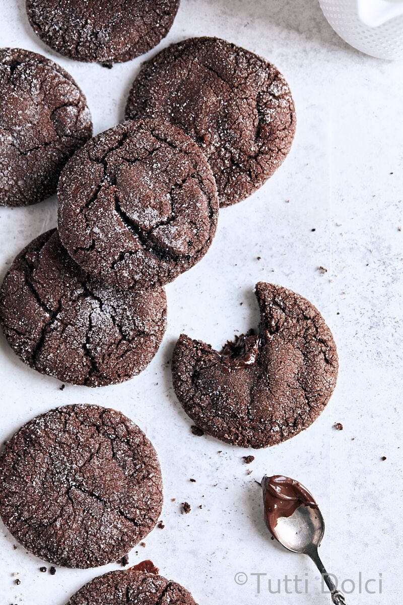 Nutella Stuffed Chocolate Cookies