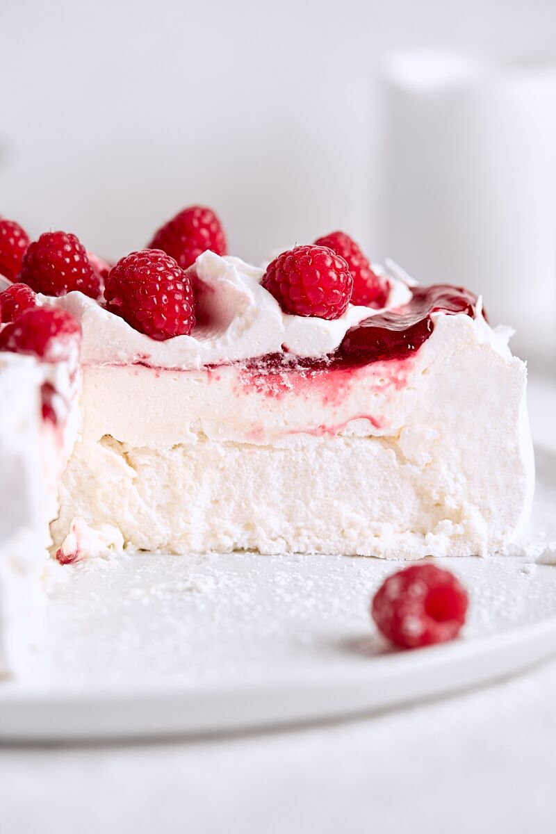Classic Raspberry Pavlova