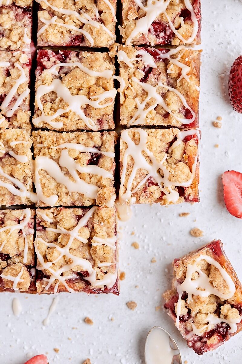 Brown Butter Strawberry Crumb Bars
