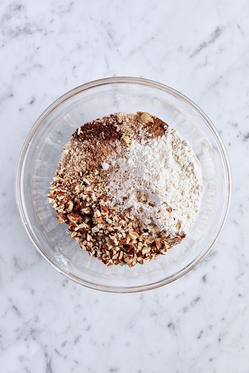 Streusel topping dry ingredients in glass bowl