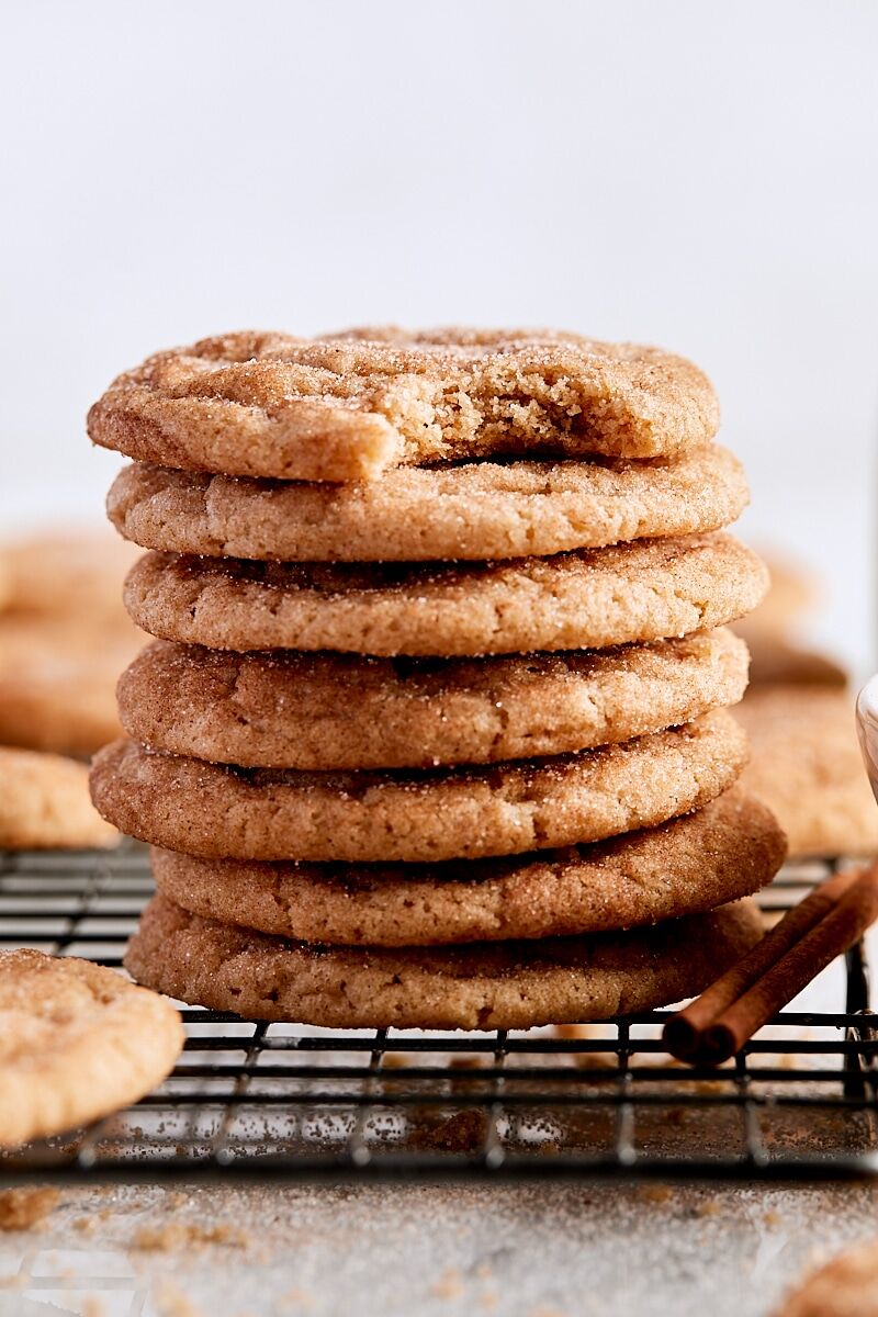 Soft Chewy Snickerdoodle Cookies