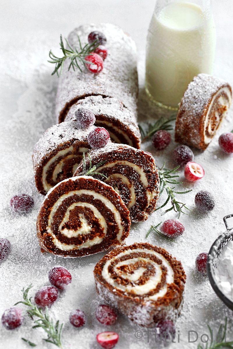 Gingerbread Roll